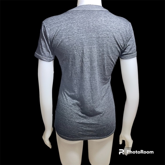 Hard Rock Cafe Anchorage Gray Tee Beaded Logo NWT Sz Small - Picture 2 of 4